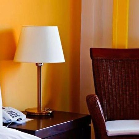 Chris Hotel Скала Екстериор снимка
